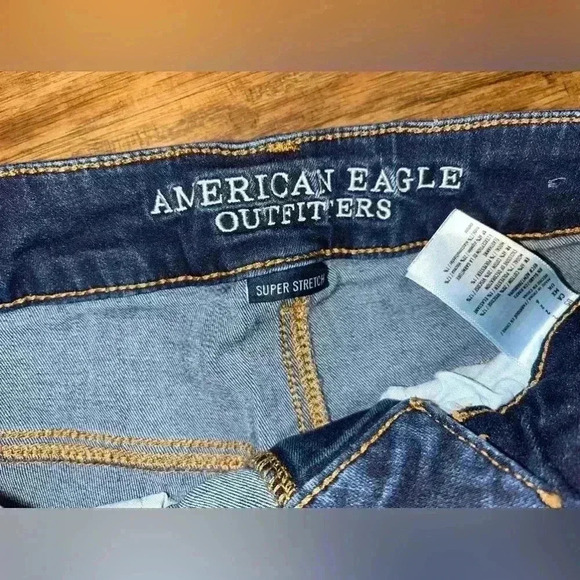 American Eagle Super Stretch High Rise Shortie Size 2 - Picture 3 of 8